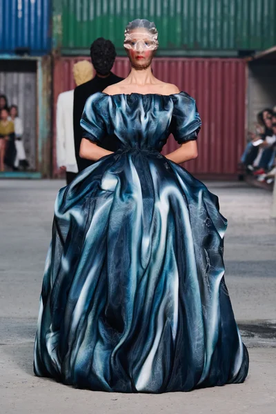 Look 5